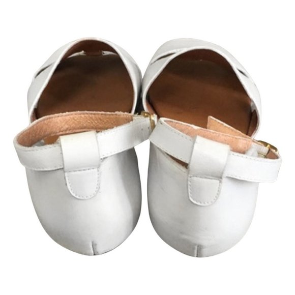 Handmade White Ankle Strap Summer Sandals - Picture 3 of 8